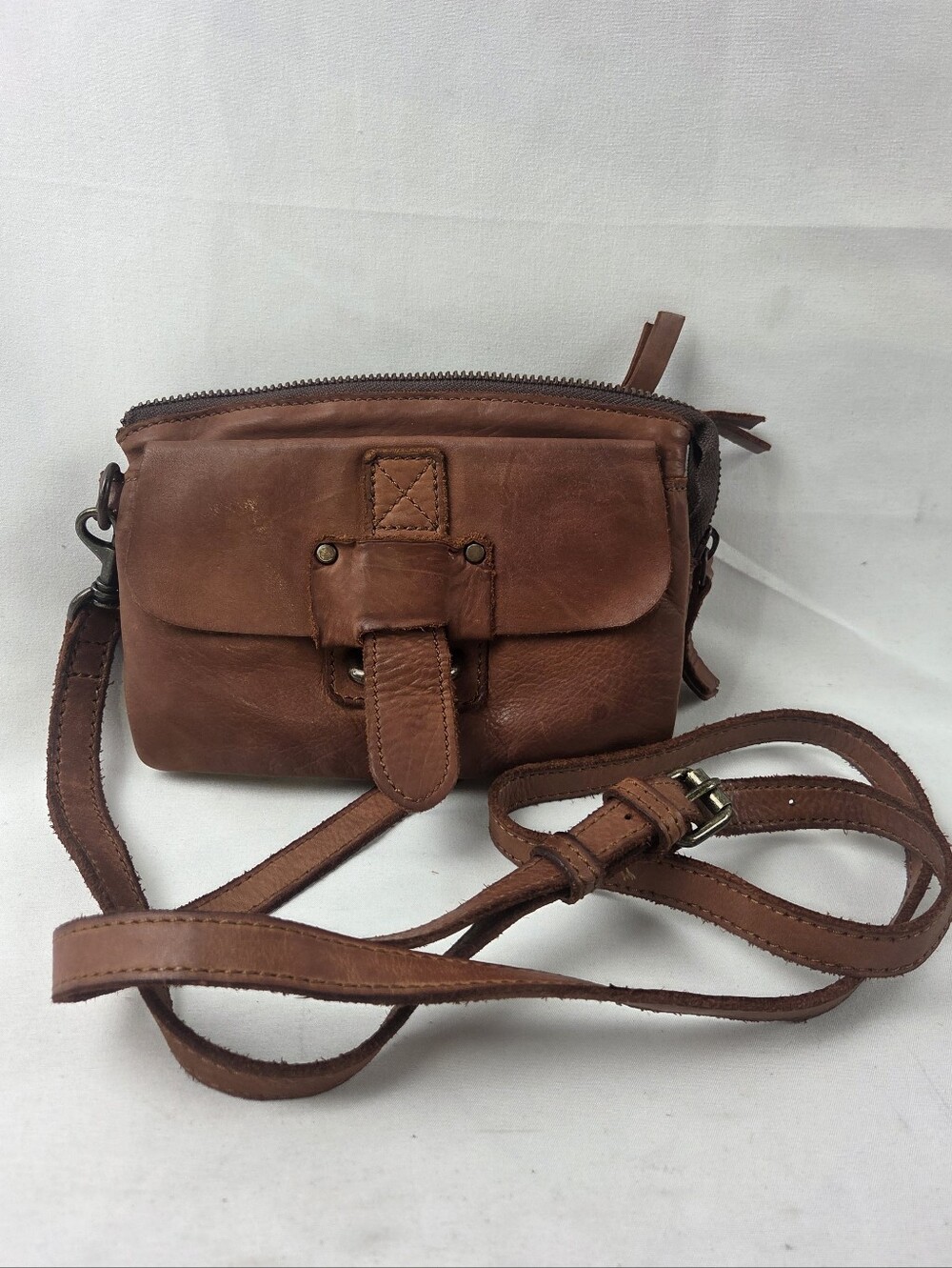 Harbour 2Nd Tan Leather Crossbody Bag